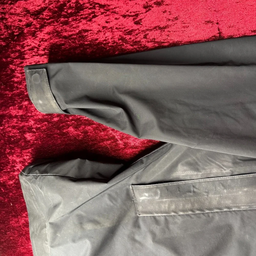 Columbia Pouring Adventure III Waterproof Jacket‎ Mens M Black Omni-Tech Hooded